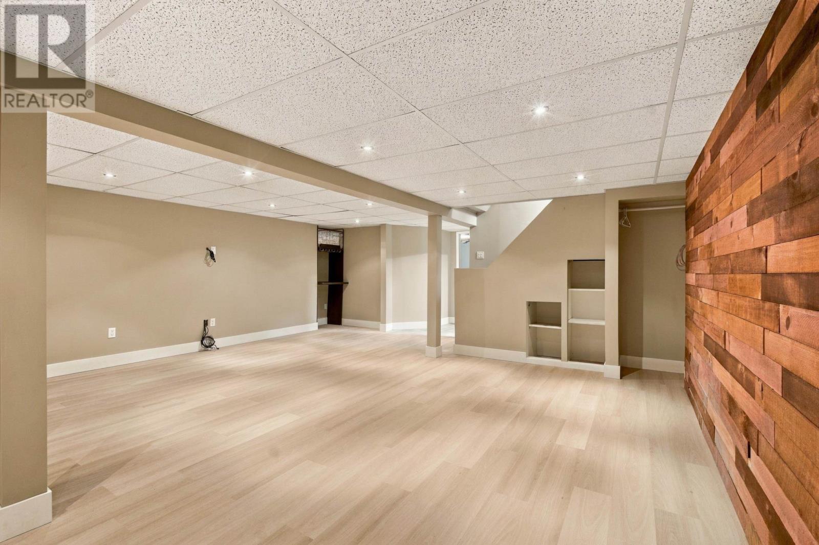82 River RD - 31