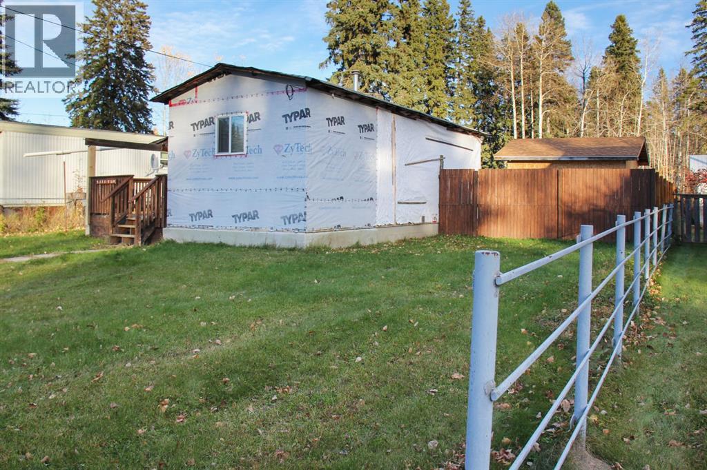 5335 51 Street, Breton — photo 3