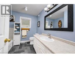111 Clarene Avenue, Waterloo, ON N2J4G8 Photo 18