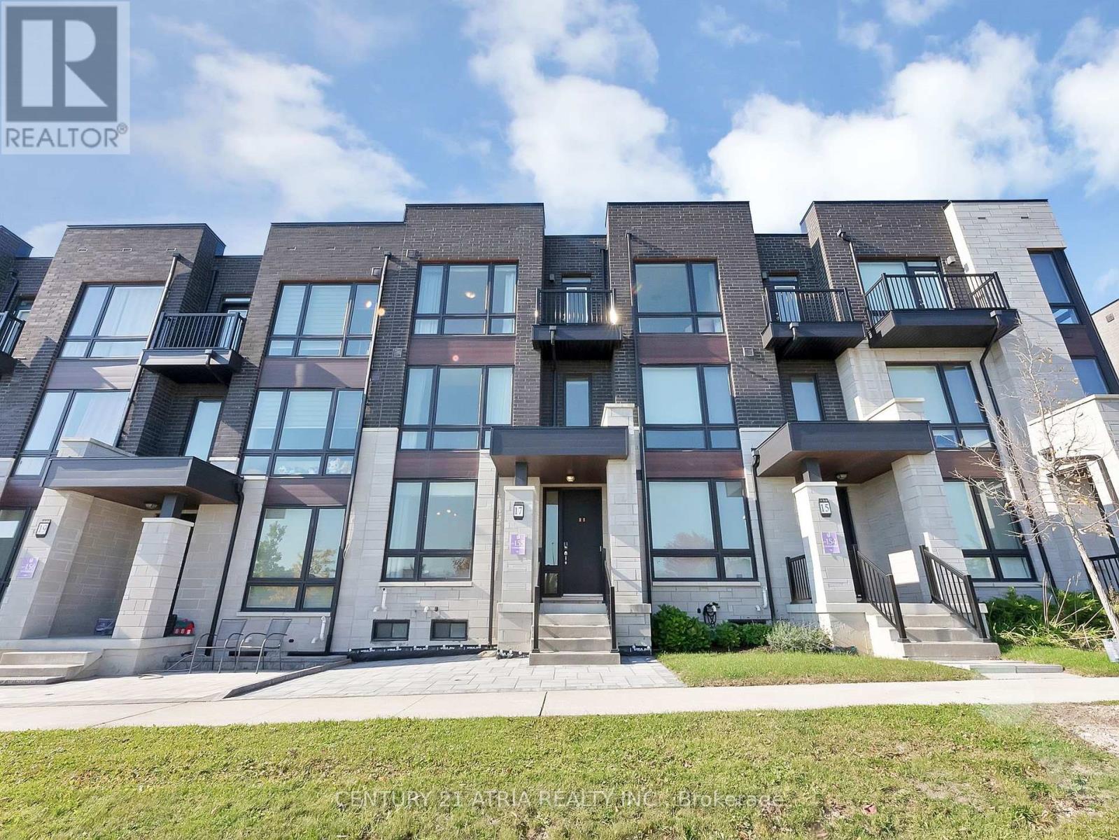 17 Hammersmith Lane, Markham, ON photo 1