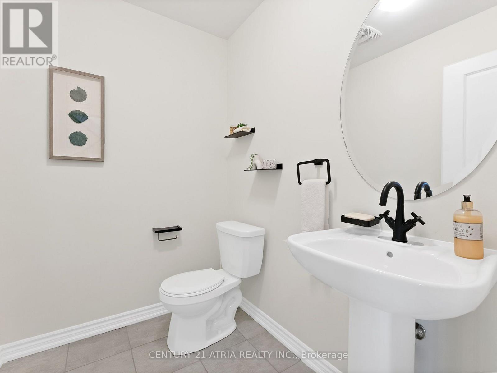 17 Hammersmith Lane, Markham, ON photo 10