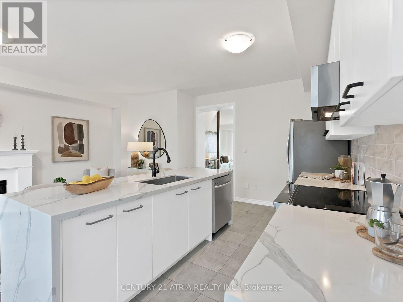 17 Hammersmith Lane, Markham, ON photo 15