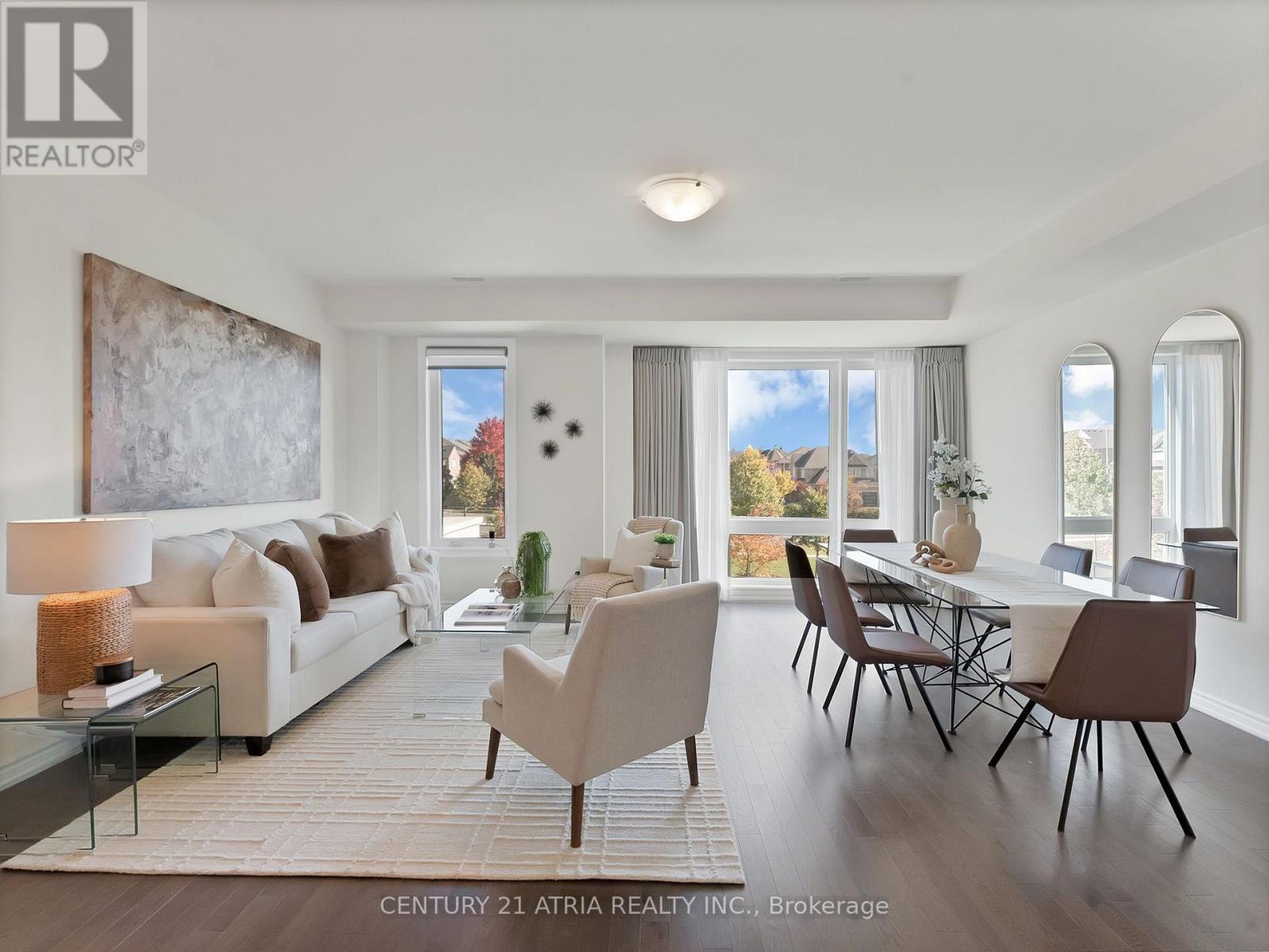 17 Hammersmith Lane, Markham, ON photo 2