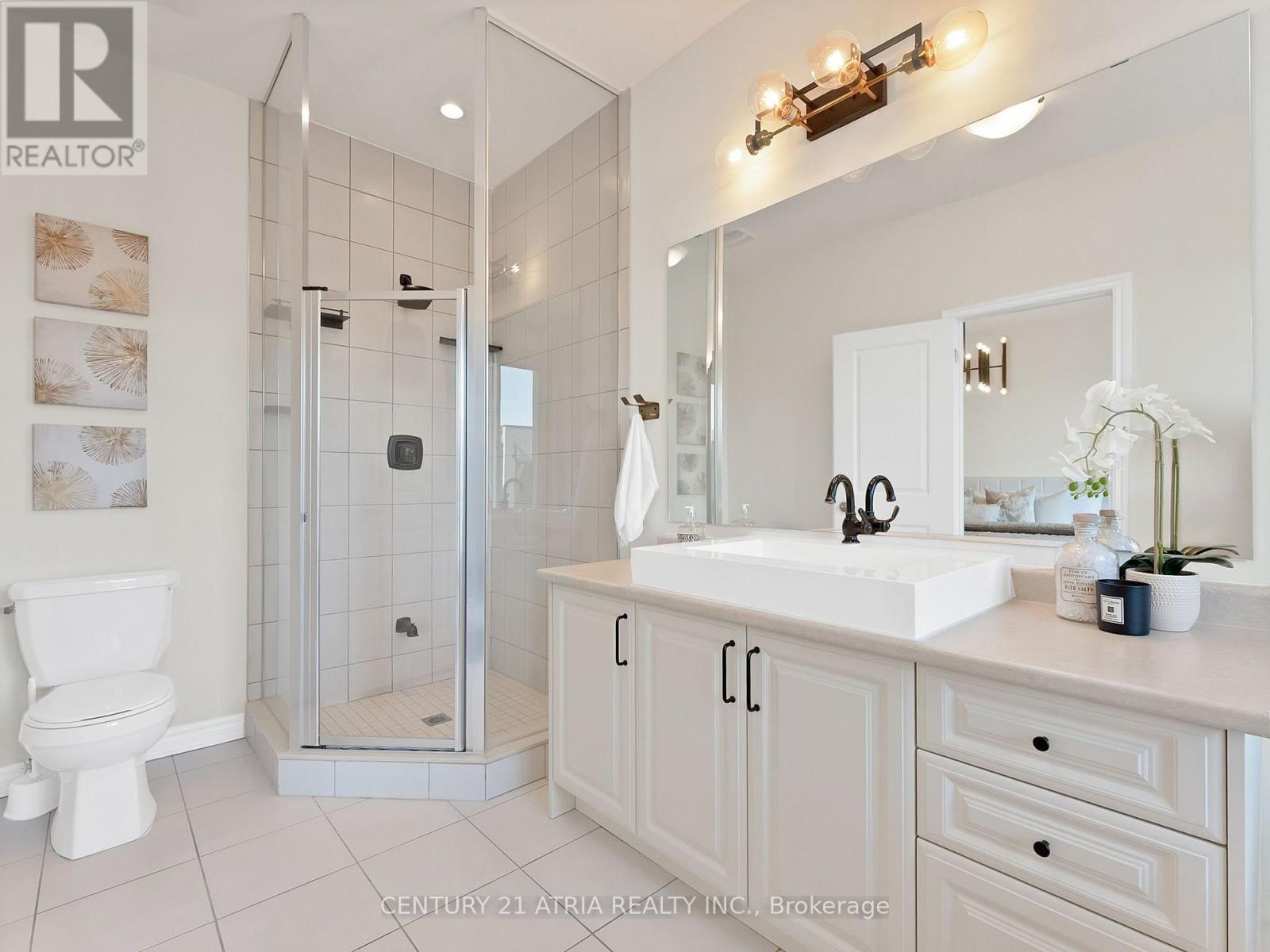 17 Hammersmith Lane, Markham, ON photo 36