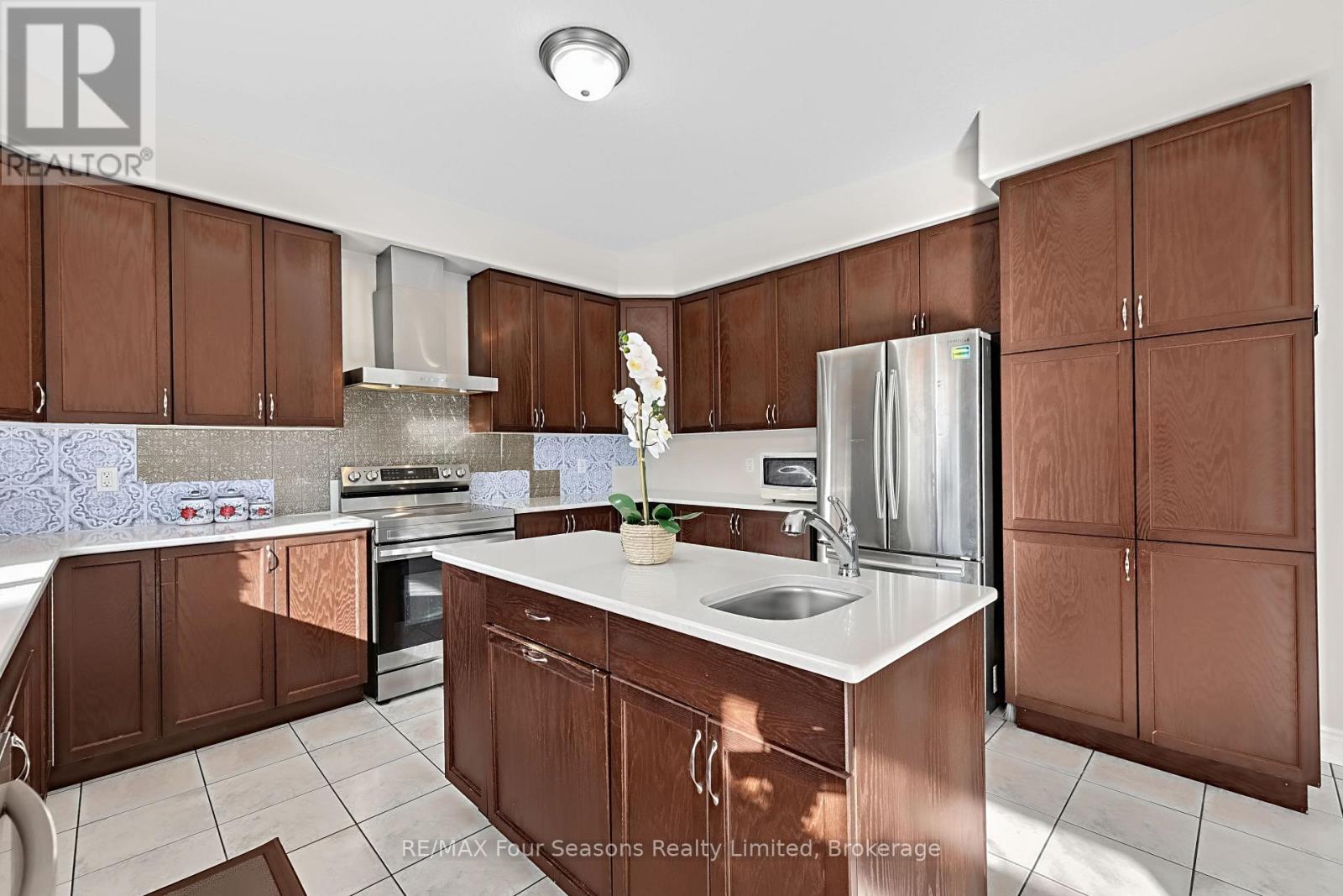 71 Lockerbie Crescent, Collingwood photo 16