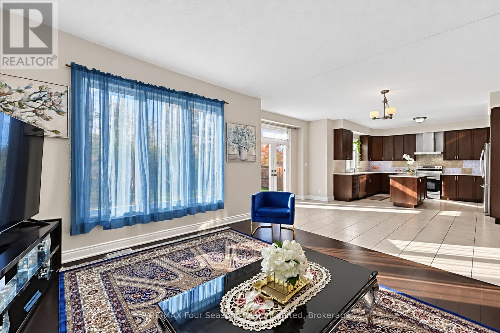 71 Lockerbie Crescent, Collingwood photo 18