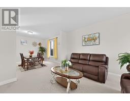 Kitchen - 71 Lockerbie Crescent, Collingwood, ON L9Y0Y8 Photo 9