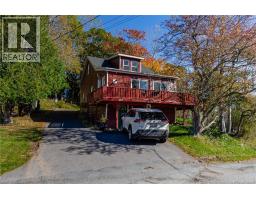 137 Lawrence Long Road, photo 2