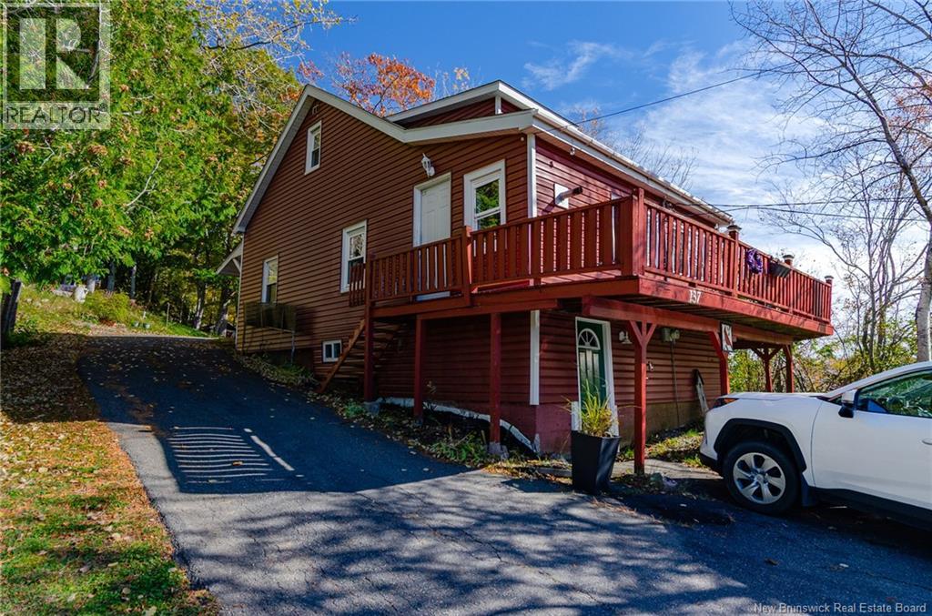 137 Lawrence Long Road photo 3