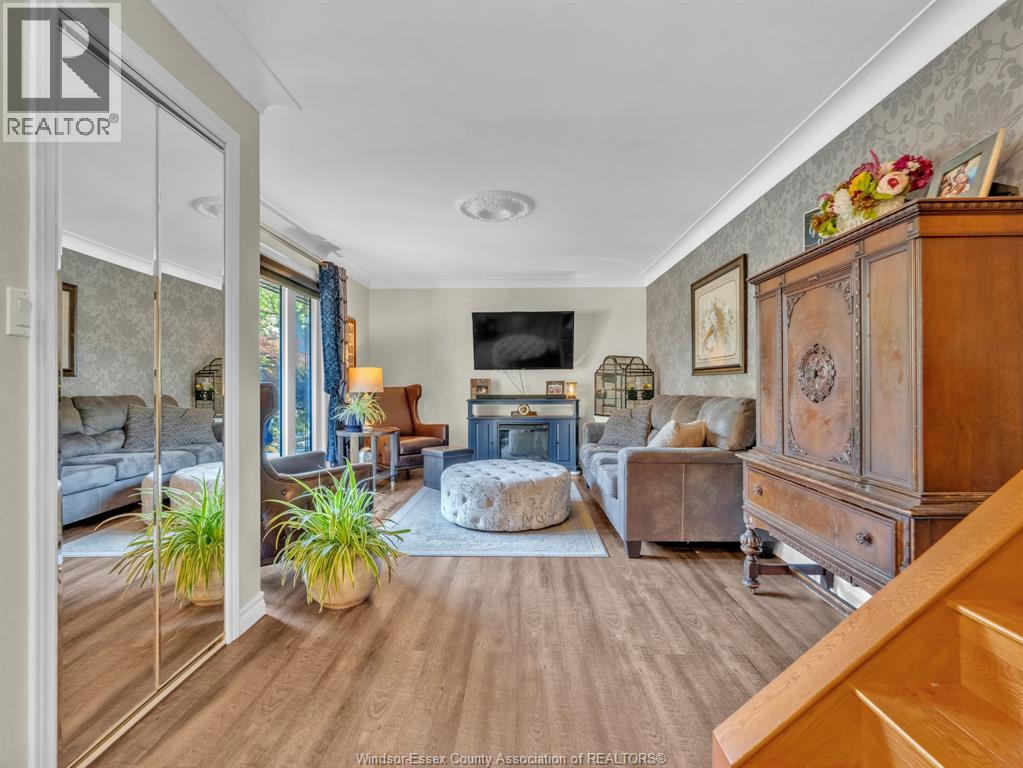 1117 COVENTRY - 8