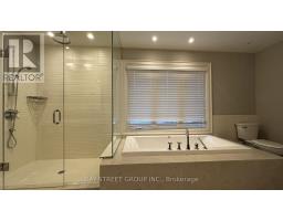 8 Dodie Street, Aurora, ON L4G2L2 Photo 14