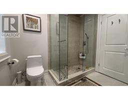 8 Dodie Street, Aurora, ON L4G2L2 Photo 19
