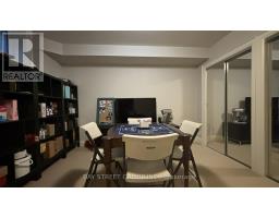 8 Dodie Street, Aurora, ON L4G2L2 Photo 23