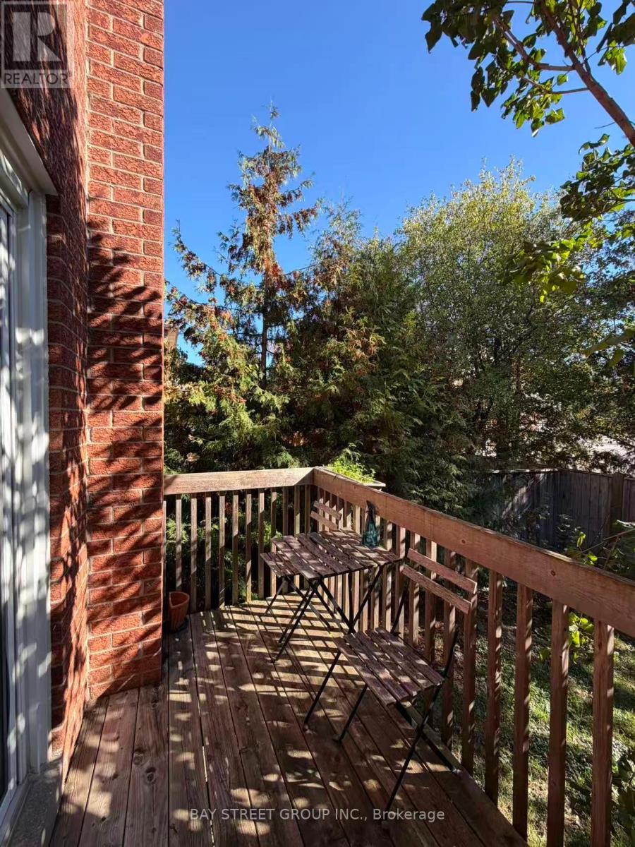 3022 Collista Court, Mississauga, ON photo 12