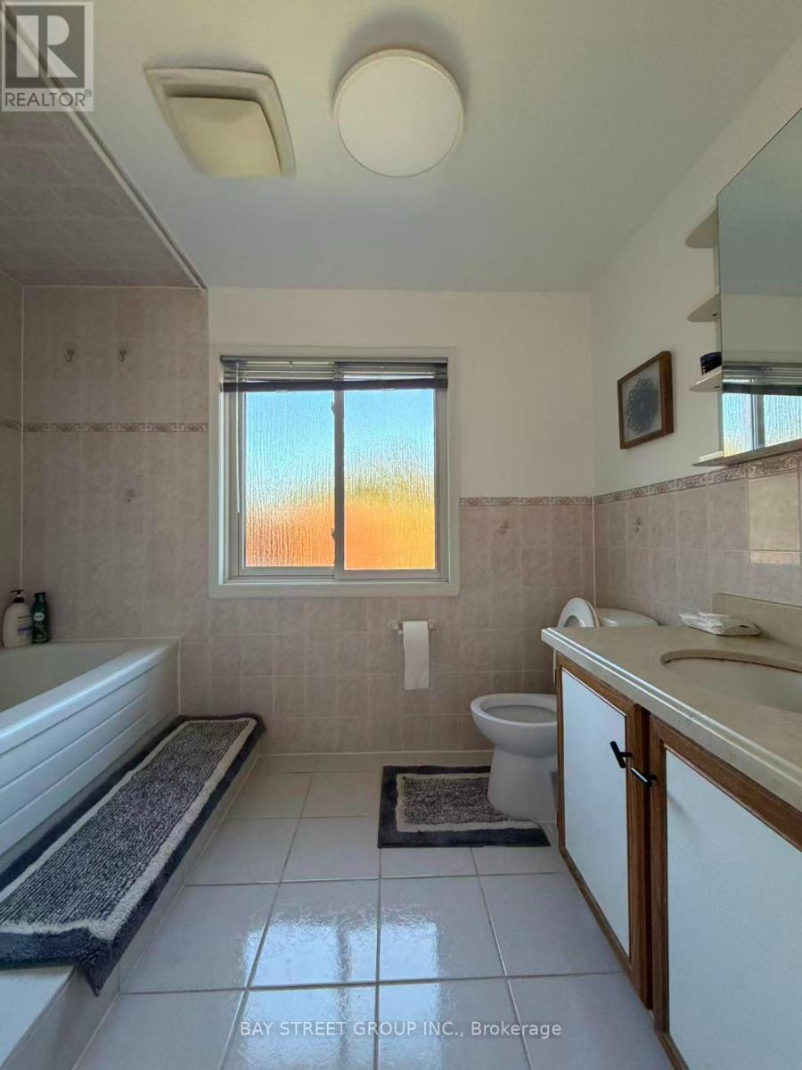 3022 Collista Court, Mississauga, ON photo 8
