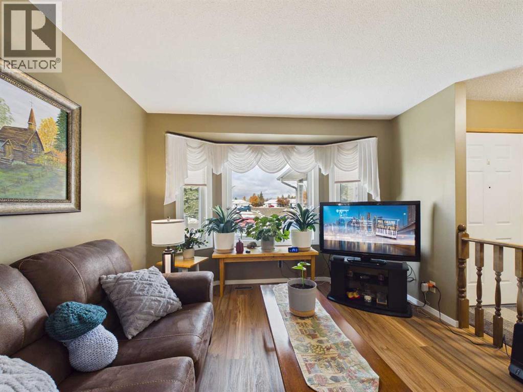 63 Ellis Street, photo 7 of 37