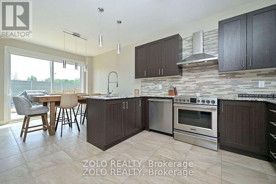 69 WALKER Boulevard, New Tecumseth photo 12