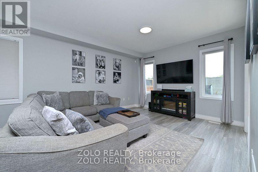 69 WALKER Boulevard, New Tecumseth photo 6