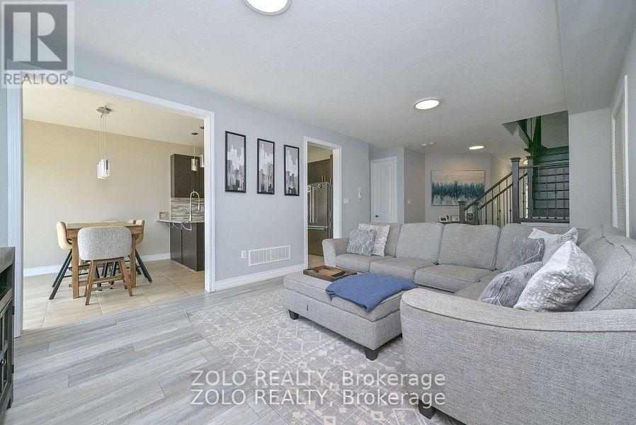 69 WALKER Boulevard, New Tecumseth photo 9