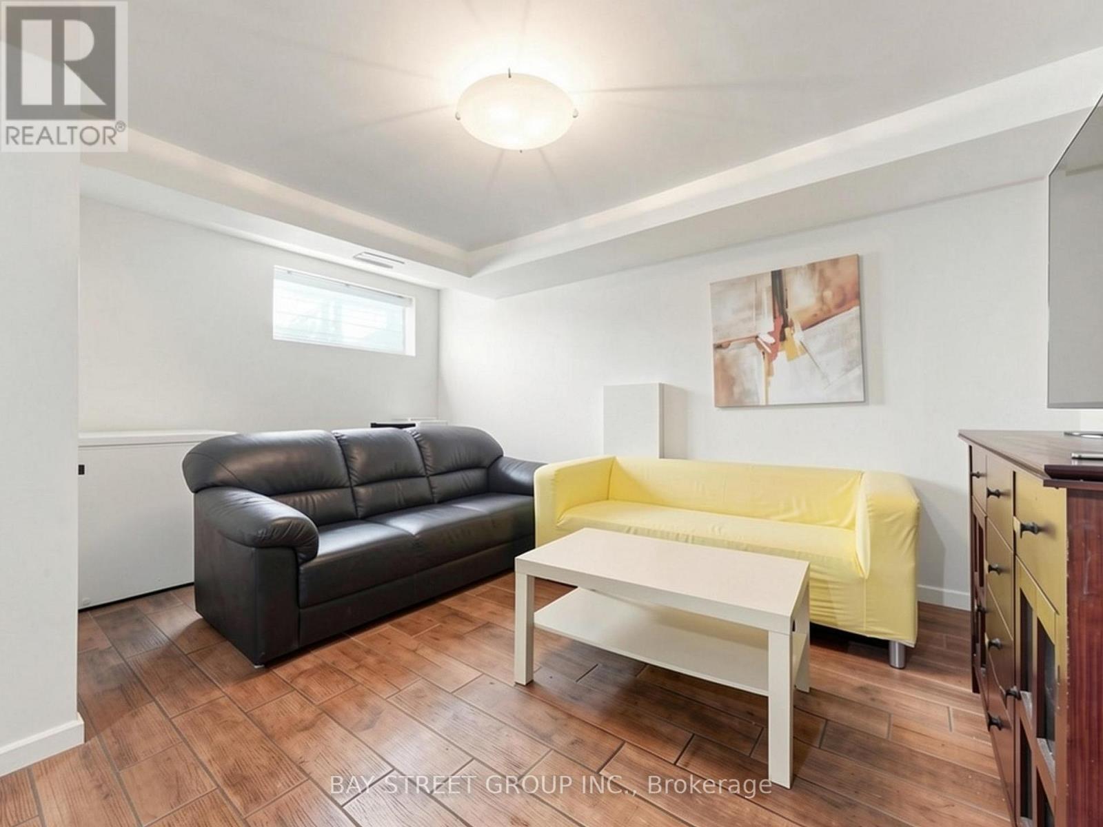 20 Edmonton photo 5
