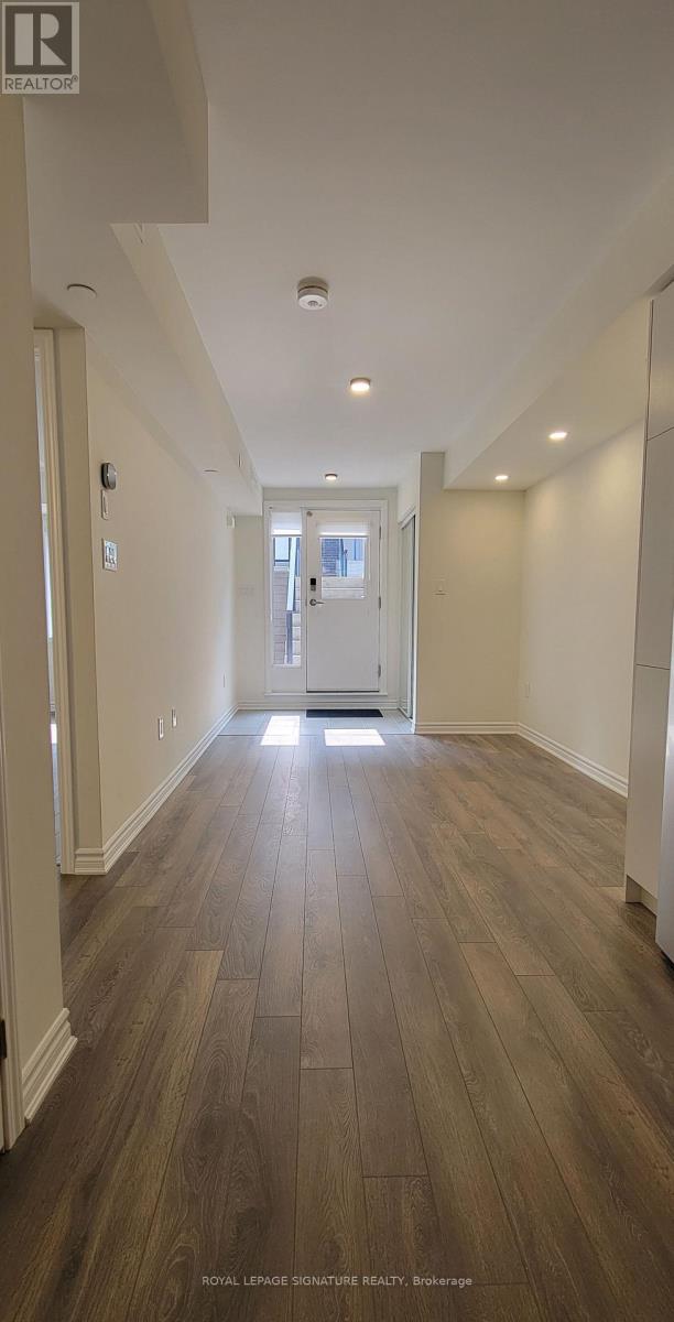 2791 Eglinton Unit 540 photo 3