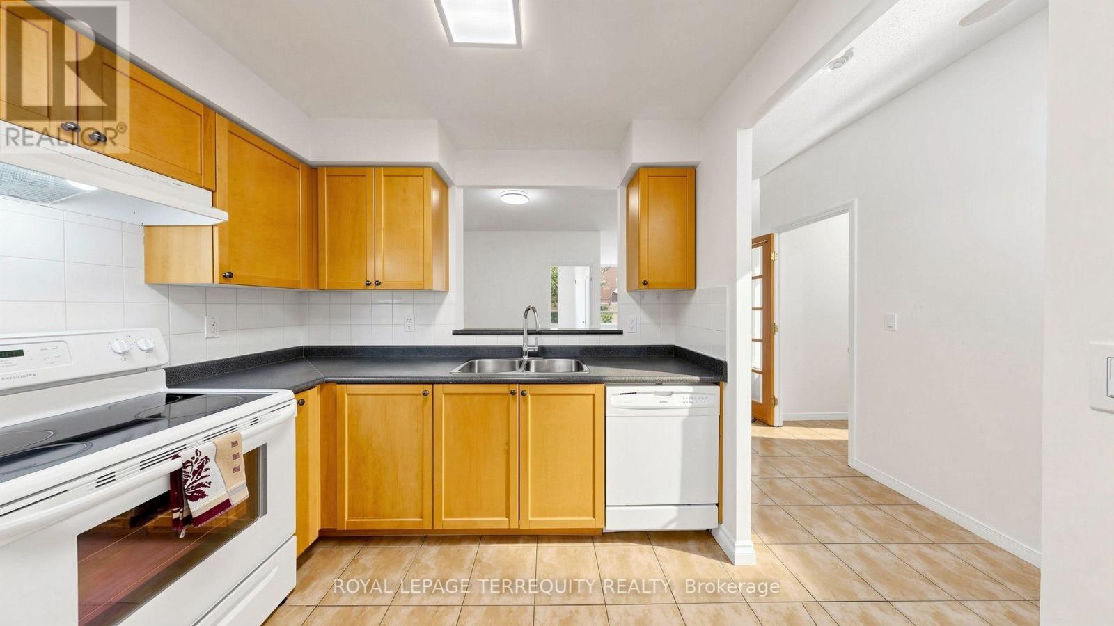 107- 1000 The Esplanade North, Pickering, ON photo 17