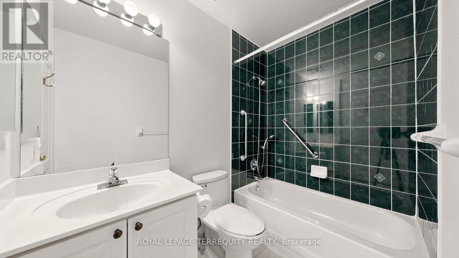 107- 1000 The Esplanade North, Pickering, ON photo 22