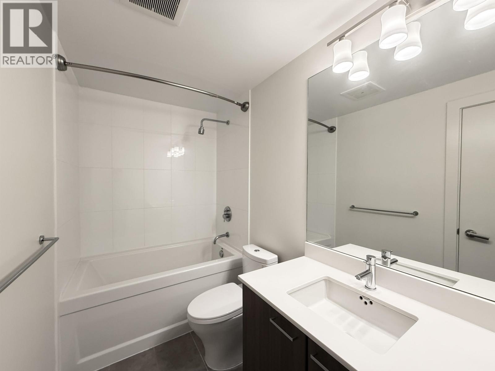 2 Bed, 2 Bath House for Rent in Coquitlam – 4006 2955 ATLANTIC AVENUE, Coquitlam – MLS# R3178310 - Image 15