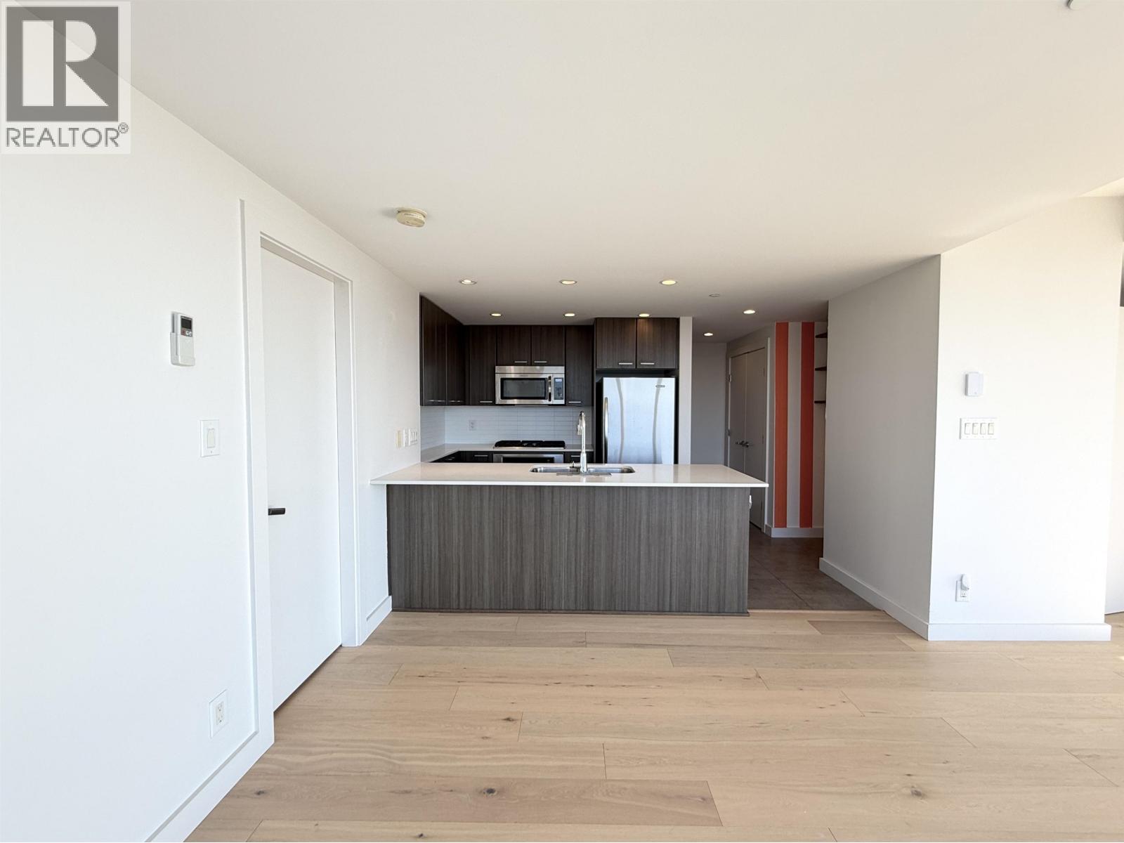 2 Bed, 2 Bath House for Rent in Coquitlam – 4006 2955 ATLANTIC AVENUE, Coquitlam – MLS# R3178310 - Image 8