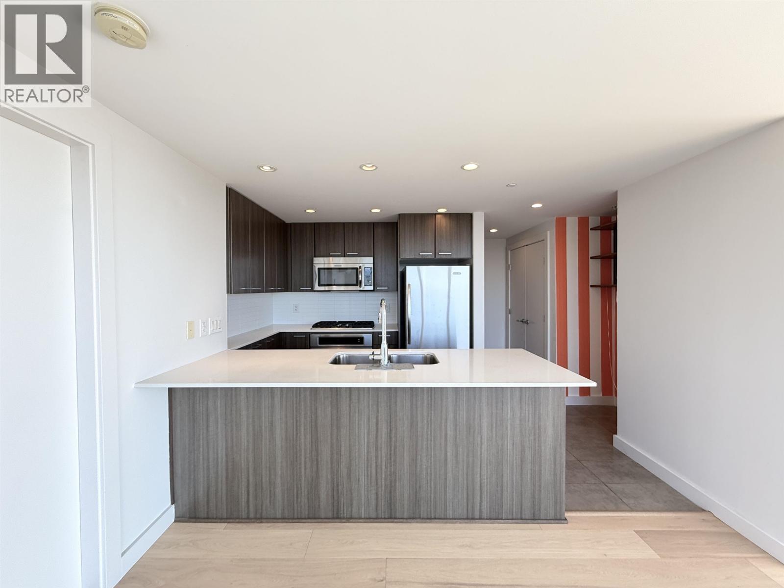 2 Bed, 2 Bath House for Rent in Coquitlam – 4006 2955 ATLANTIC AVENUE, Coquitlam – MLS# R3178310 - Image 9
