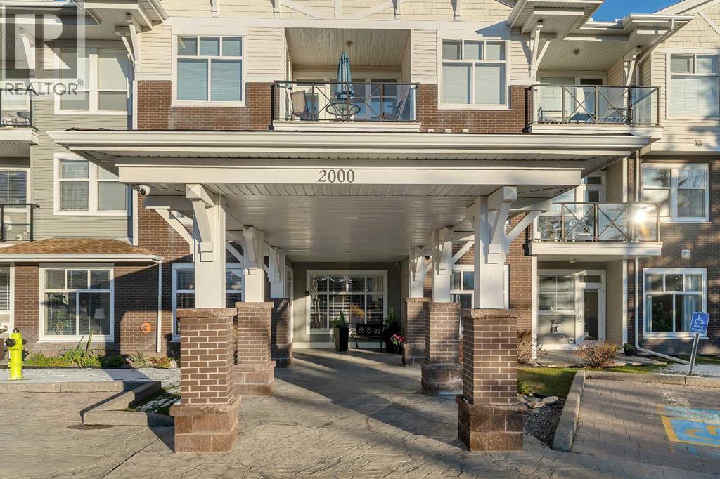1010 Arbour Lake Unit 2222 photo 2