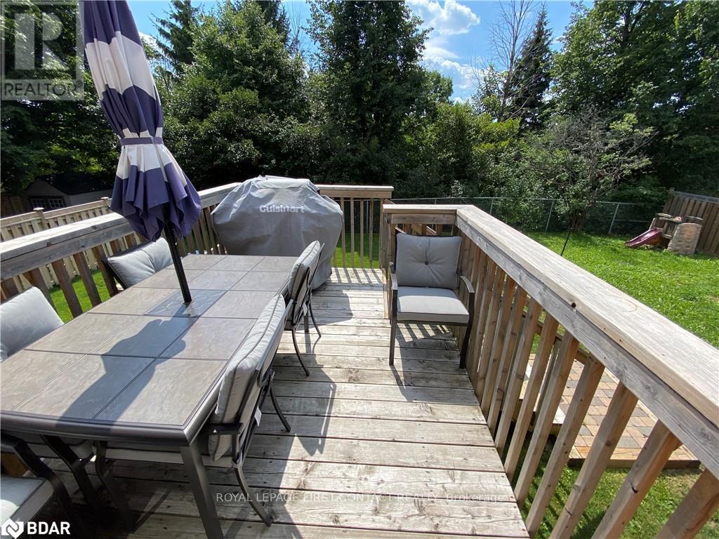 63 Sydenham, Barrie photo 13