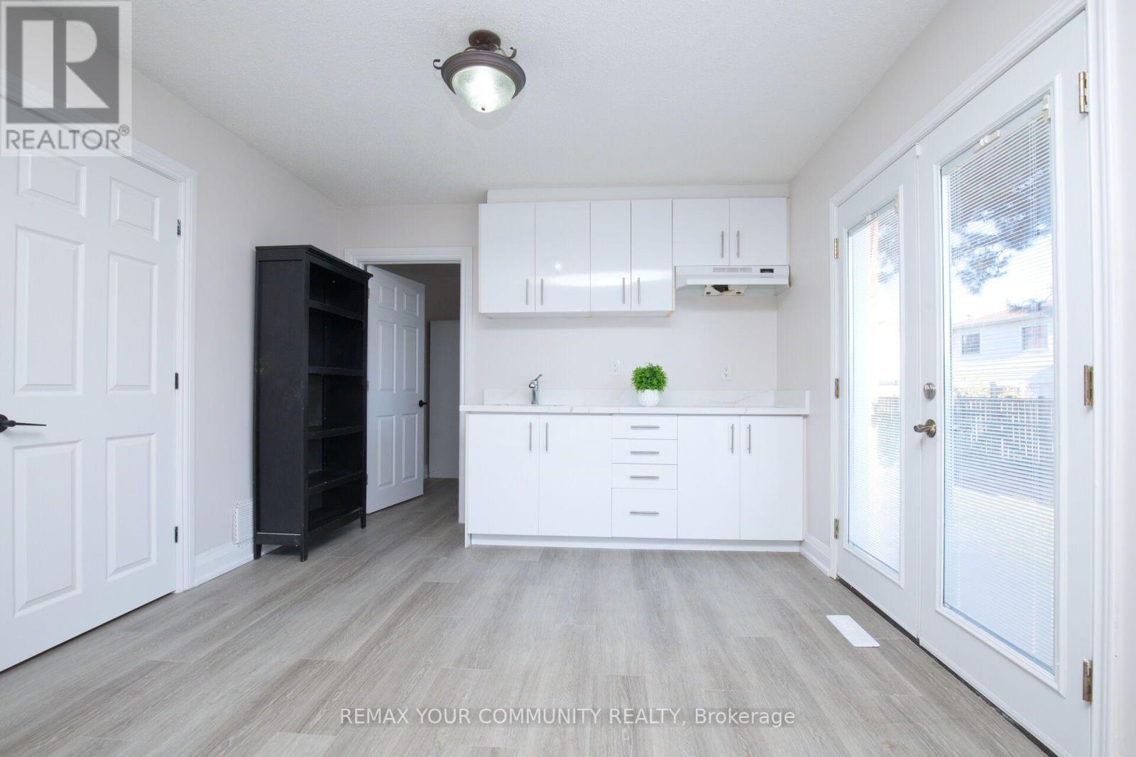 27 Moffatt Avenue, Brampton, ON photo 22
