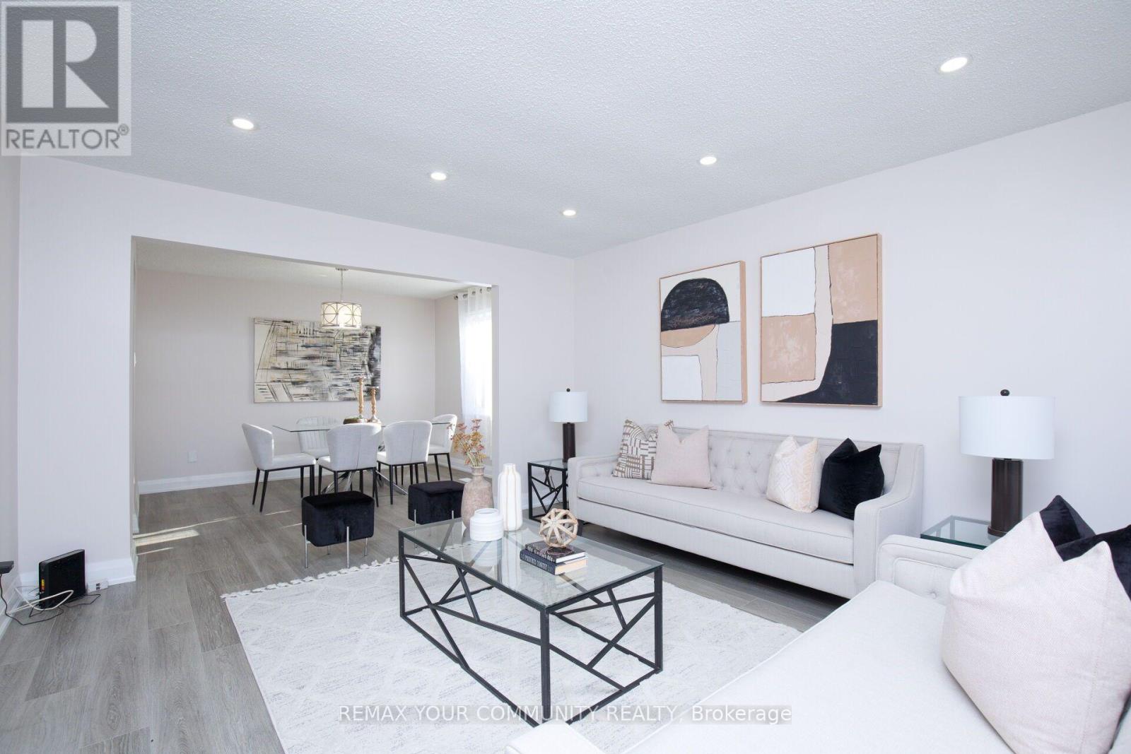 27 Moffatt Avenue, Brampton, ON photo 5