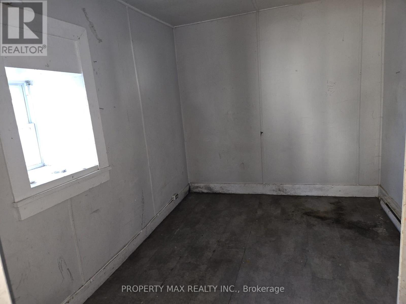 180 Cannifton Road North, Belleville, ON photo 9