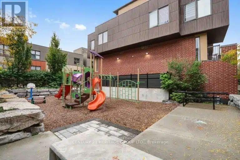 20- 9 R Clintwood Gate Northeast, Toronto, ON photo 2