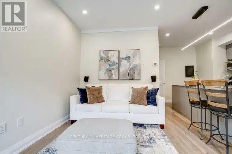20- 9 R Clintwood Gate Northeast, Toronto, ON photo 5