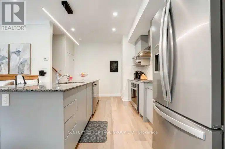 20- 9 R Clintwood Gate Northeast, Toronto, ON photo 8