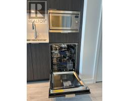 1112 - 7 Golden Lion Heights, Toronto, ON M2M0C1 Photo 6