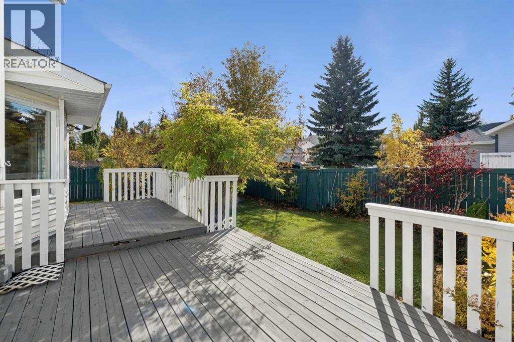 525 Shawinigan Drive SW, Calgary — photo 24