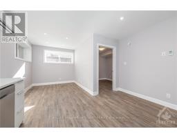 B - 366 Fullerton Avenue, Ottawa, ON K1K1K1 Photo 12