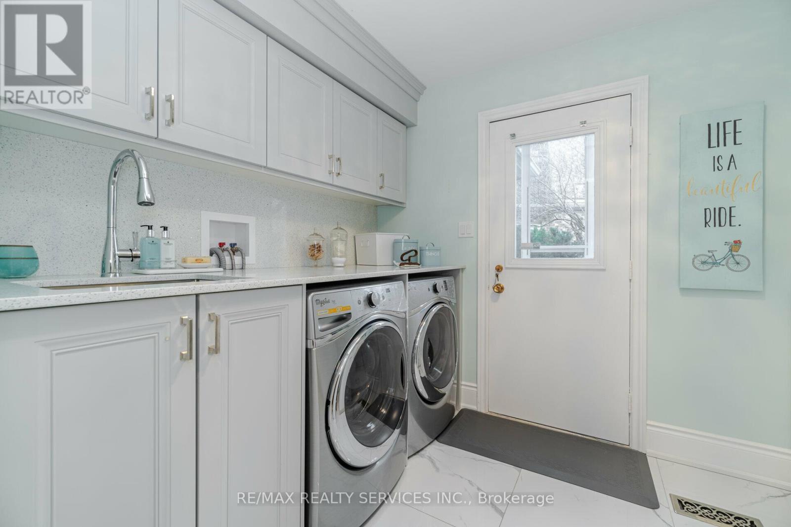 15 Pine Ridge Lane, Brampton, ON photo 14