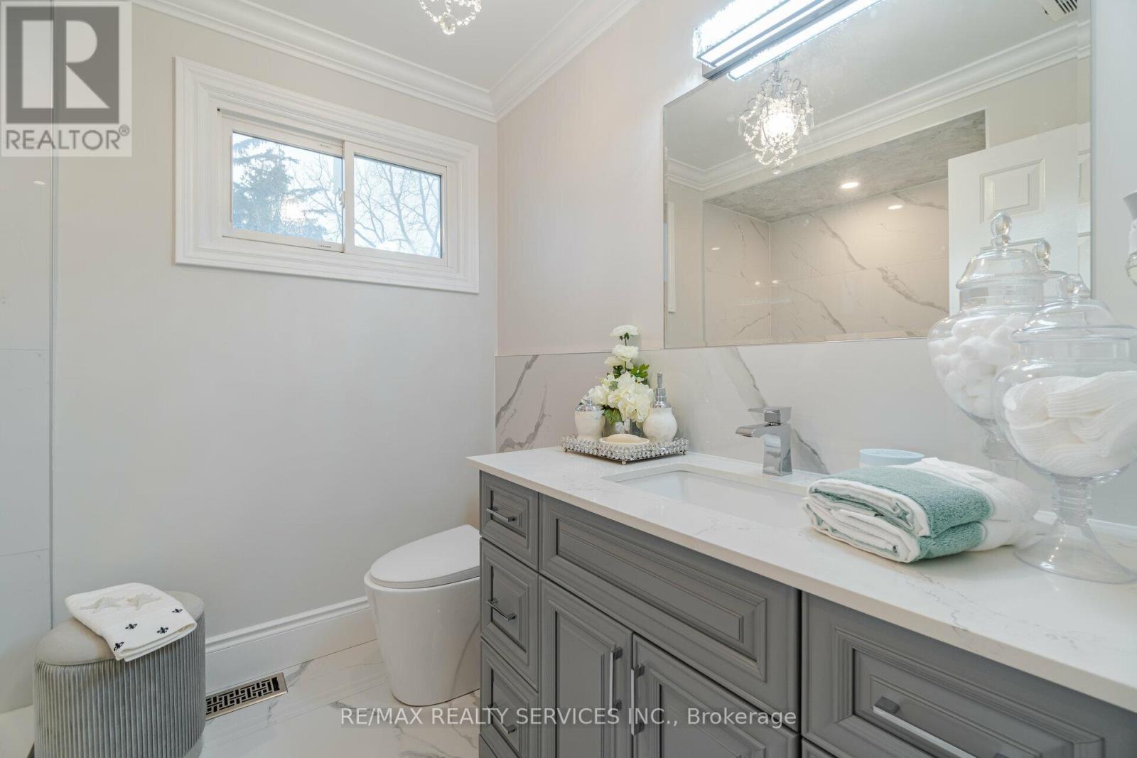 15 Pine Ridge Lane, Brampton, ON photo 20