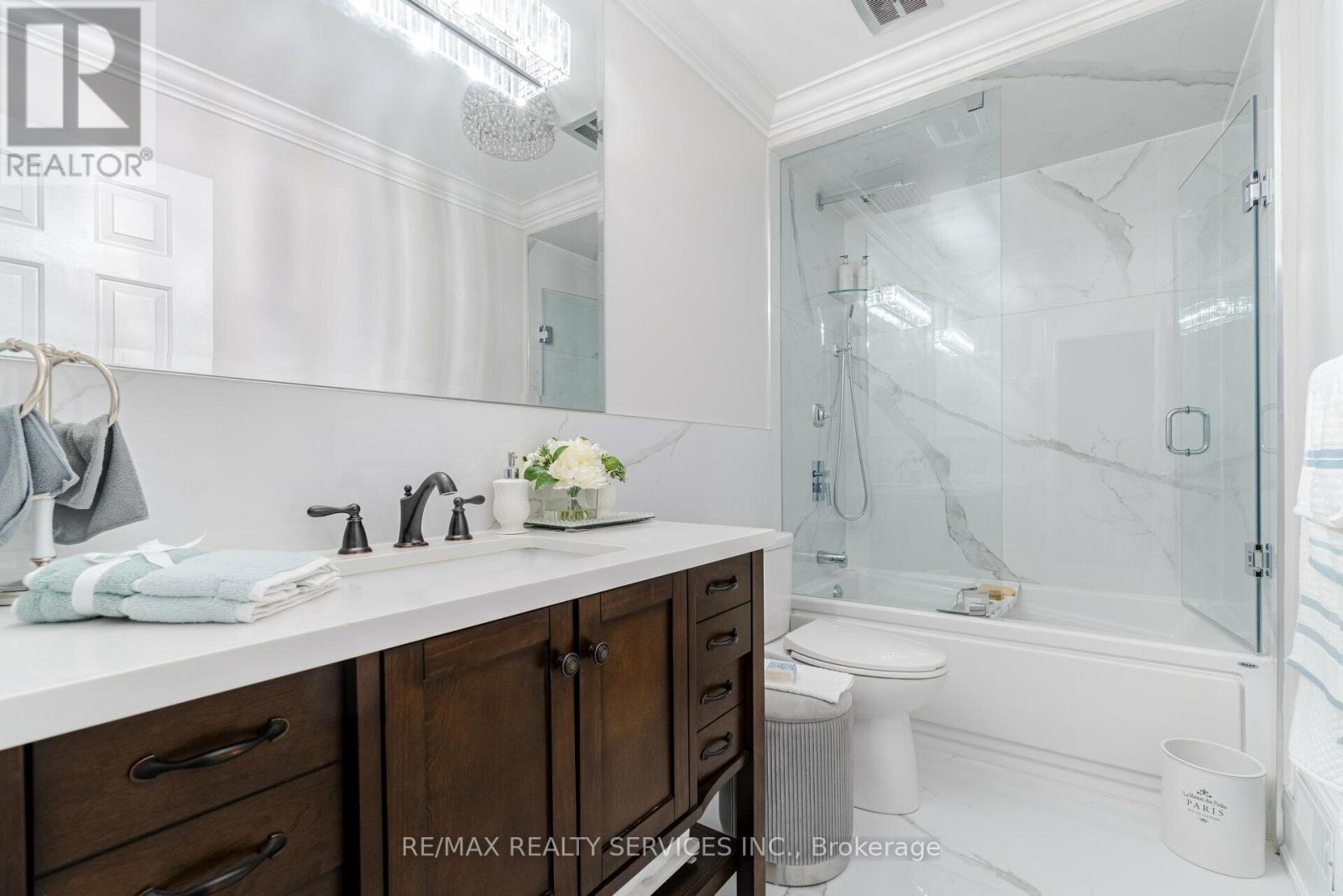15 Pine Ridge Lane, Brampton, ON photo 23