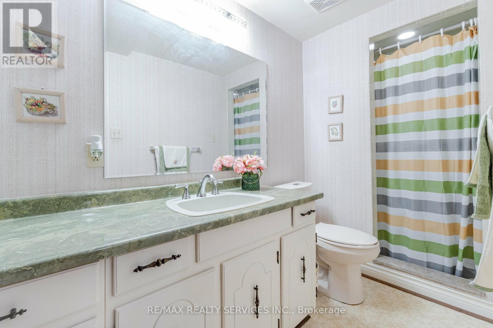 15 Pine Ridge Lane, Brampton, ON photo 27