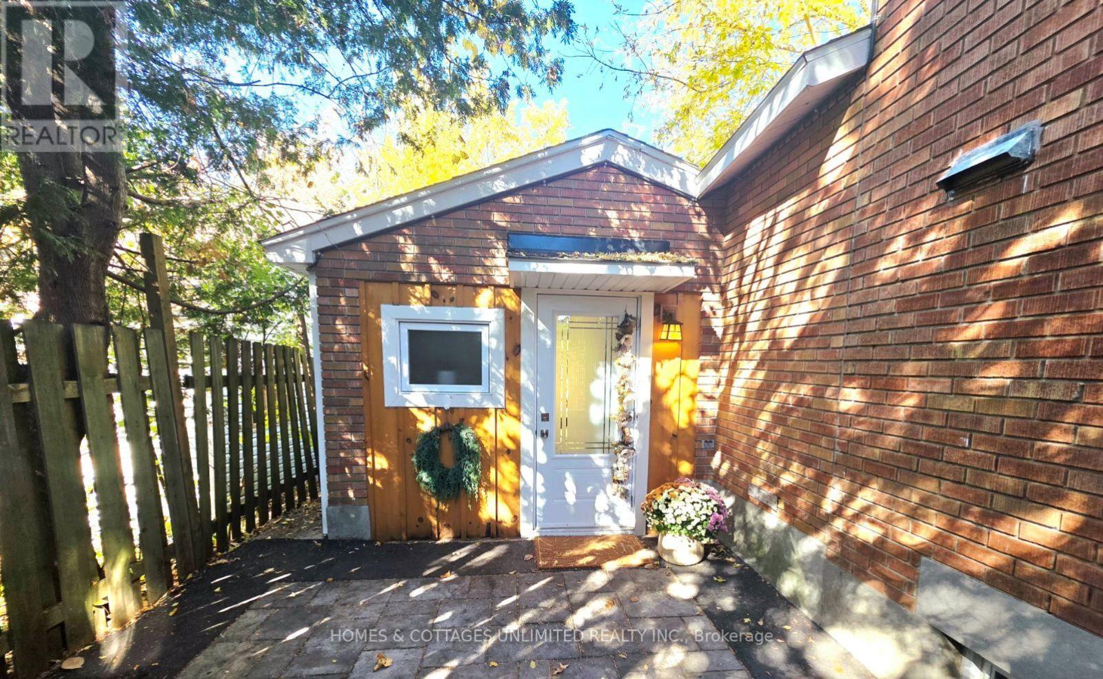 entrance to in-law suite
