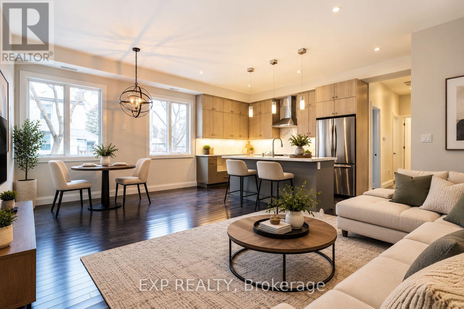 UNIT 1 - 468 ONTARIO STREET, Toronto (Moss Park)