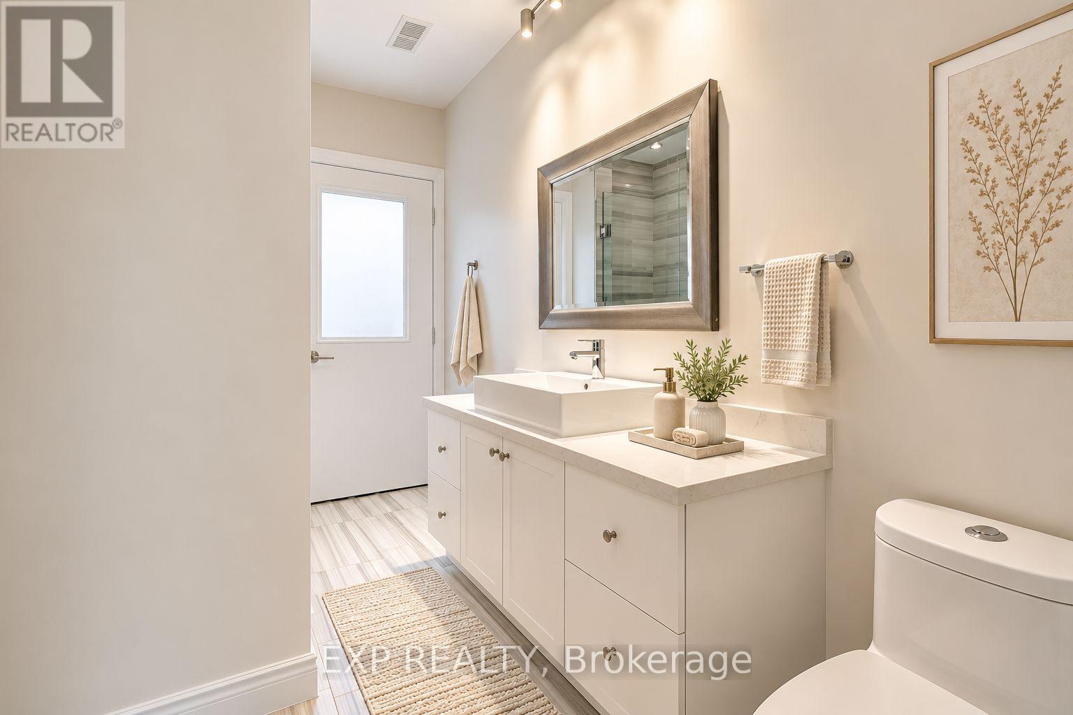 UNIT 1 - 468 ONTARIO STREET, Toronto (Moss Park) — photo 8