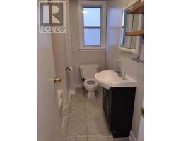 Kitchen - Gr, 2nd - 17 Bonnington Place, Toronto, ON M2N4V2 Photo 6