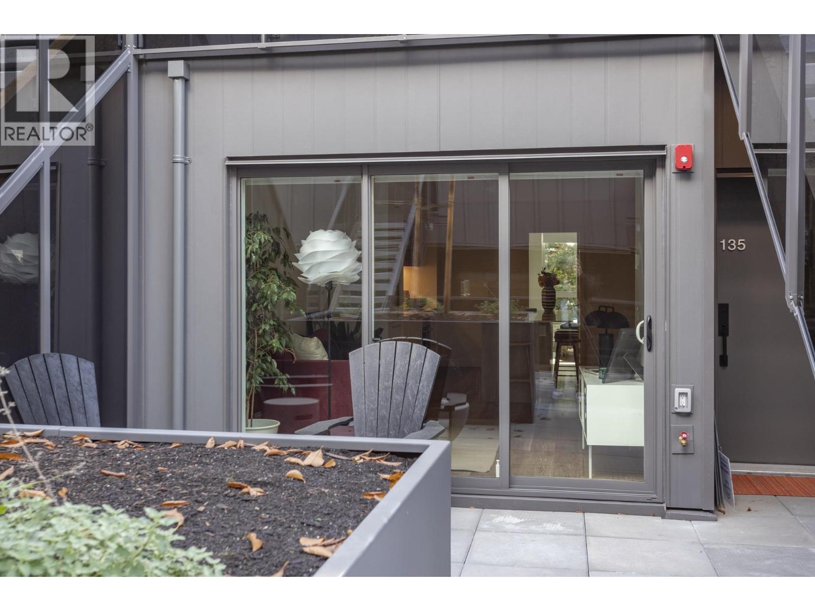 131 602 E 2nd Street, North Vancouver — photo 17